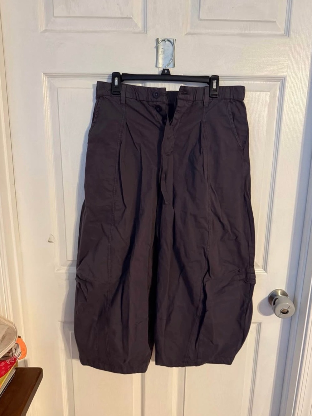 Free People Cabo Cargo Capris in Navy Size Small NWT